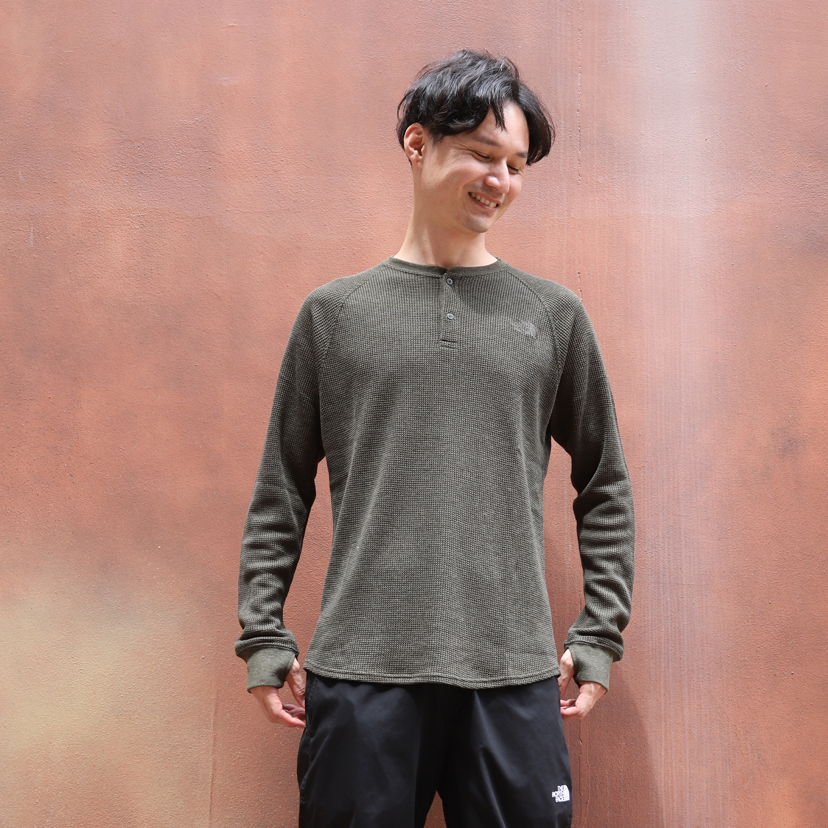 SteP MALL ONLINE SHOP / The North Face ロングスリーブ フリーラン ヘンリークルー L/S FREE RUN  HL CR NT62294-NT ニュートープメンズ 【22FW】