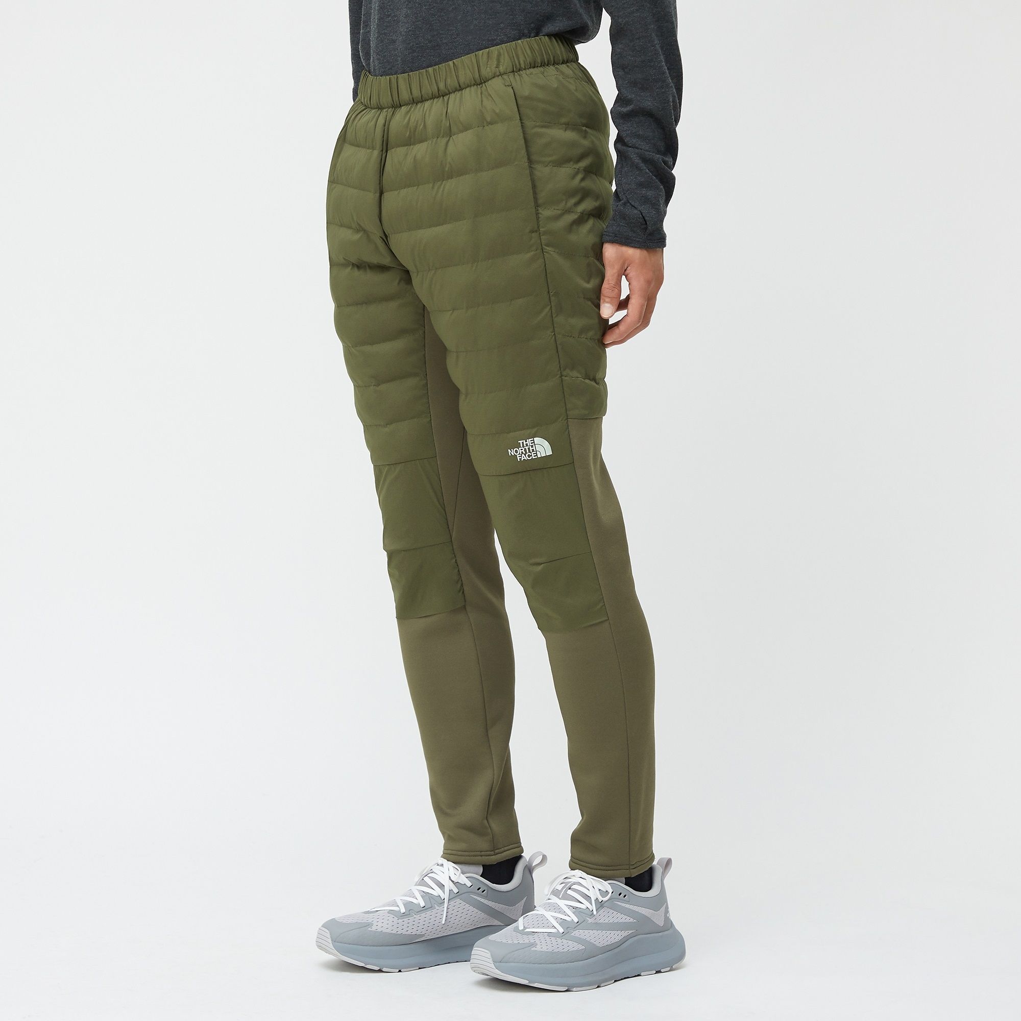 SteP RUNNING ONLINE / The North Face Red Run Long Pant レッドラン ロングパンツ（メンズ）  NY82175-NT カーキ【22FA】