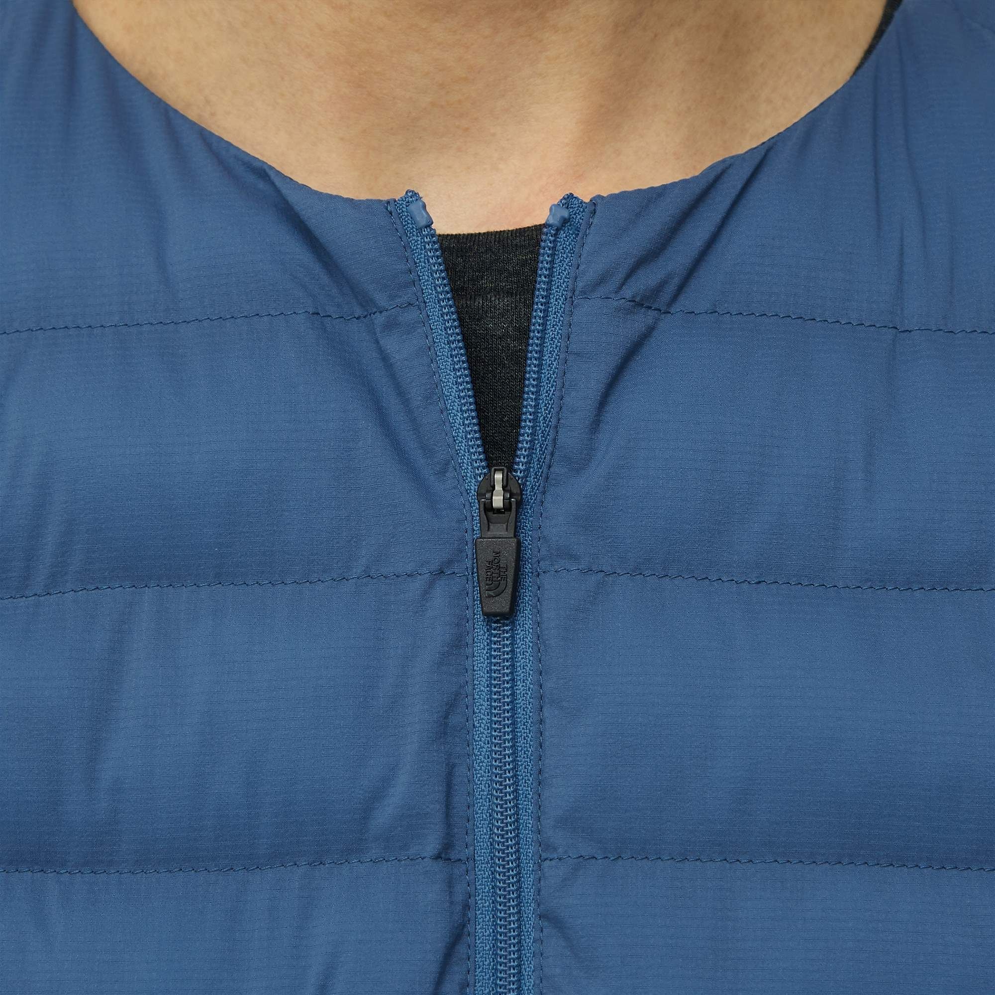 SteP RUNNING ONLINE / The North Face Red Run Vest レッド ラン ベスト（メンズ）NY82174-K  ブラック【22FW】