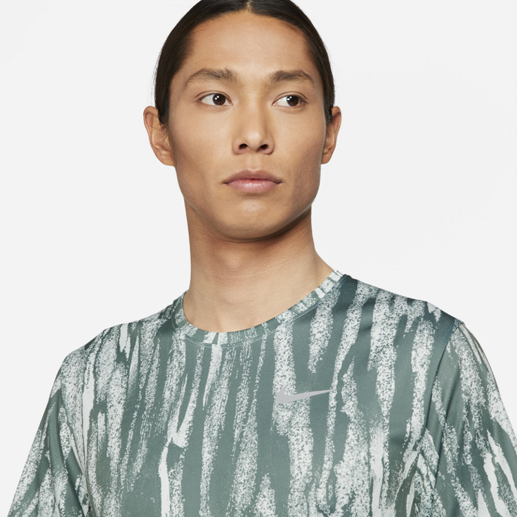 Step Sports オンラインショップ Nike Dri Fit マイラーワイルドラン S Sトップ Da1195 394 ベアリーグリーン 21su
