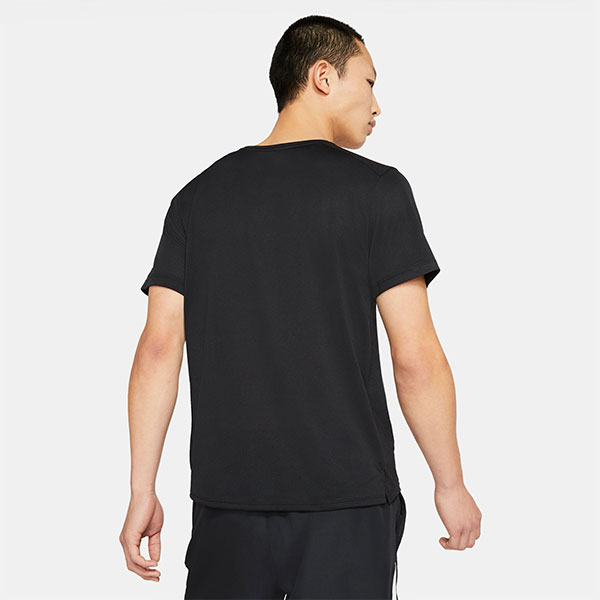 Step Sports オンラインショップ Nike Dri Fit マイラーワイルドランgxショートスリーブトップ Da0217 010 ブラック リフレクトシルバー 21sp