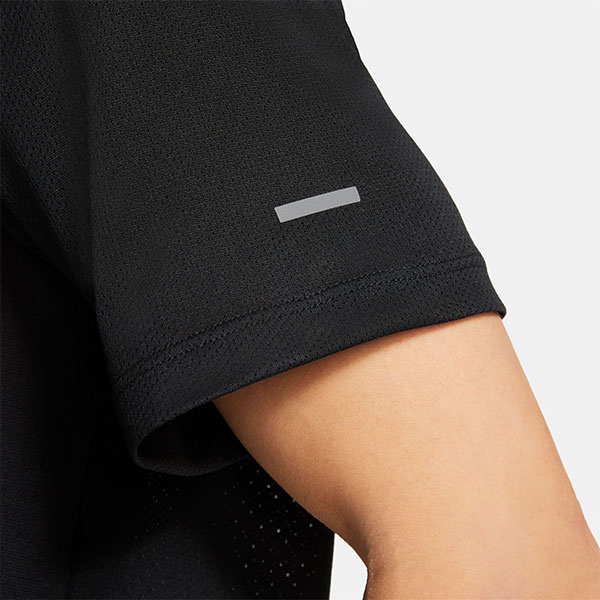 Step Sports オンラインショップ Nike Dri Fit マイラーワイルドランgxショートスリーブトップ Da0217 010 ブラック リフレクトシルバー 21sp
