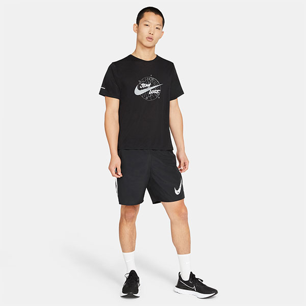 Step Sports オンラインショップ Nike Dri Fit マイラーワイルドランgxショートスリーブトップ Da0217 010 ブラック リフレクトシルバー 21sp
